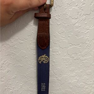 Smathers& Branson country club Needlepoint and Leather Belt. SZ 46.Hand stitched